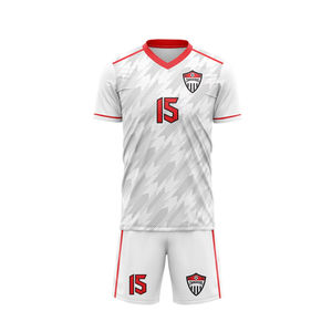 Conception personnalisée OEM Ensemble d'uniformes de football imprimés par sublimation 100% tissu respirant en polyester à séchage rapide avec sac de chaussettes haut-bas - Product Image 3