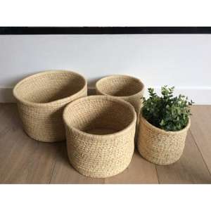 Vente en gros de pantoufles et sandales marocaines en raphia faites à la main, chaussures tissées écologiques pour femmes et hommes, fournisseur direct de commandes en gros - Product Image 1