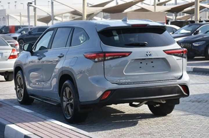 Toyota Highlander 2024 Usado, Volante a la Izquierda, Asientos de Cuero, Cámara Trasera, Pantalla Táctil, Faros de Xenón, Emisión Euro IV, Origen Estadounidense, en Venta - Product Image 5