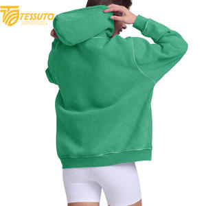 Vente en gros de sweats à capuche de haute qualité, couleur unie, avec impression de logo sur mesure, 100% coton, courts pour femmes - Product Image 4