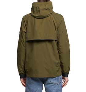 Veste de pluie à capuche personnalisée avec logo, style streetwear, légère, en polyester, imperméable, coupe-vent, avec blocs de couleur et motif imprimé zippé - Product Image 2