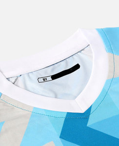 Maillots et shorts de football pour adultes avec chaussettes, design personnalisé, sublimation, kit de football 100% polyester, séchage rapide, respirant - Product Image 5