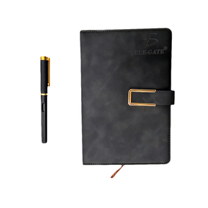 Set Regalo Aziendale Premium con Finitura Simil-Pelle, Blocco Note e Penna con Chiusura Magnetica - Product Image 1