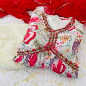 Designer indien Alia costume pour femme lourd Dupatta Kurti avec robe d'inspiration pakistanaise à la mode pour femme - Product Image 4