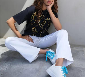 Camiseta Personalizada de Algodón 100% para Mujer con Logotipo Serigrafiado, Transpirable, de Secado Rápido, Informal, de Manga Corta para Verano - Product Image 3