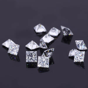 Twilight Whisper, Diamante de Laboratorio con Corte Princesa de 0.5 CT, VVS-D, Brillo Celestial - Product Image 3