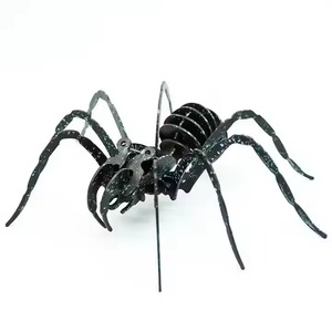Spider Modern Art Green Black Resin <b>Space</b> Decoration Home Living Room Bedroom Showroom Sample Room Souvenir <b>Gift</b> - Product Image 1