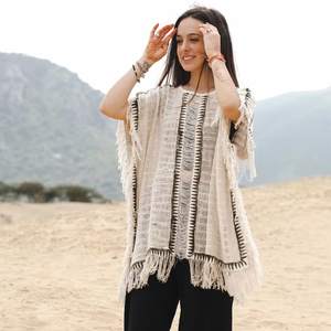 Caftan de festival tribal bio respirant Boho Nomad Festival Wear pour les déesses Nomade Fringe Design - Product Image 1