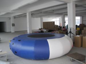 <b>Inflatable</b> <b>water</b> trampoline <b>for</b> <b>water</b> jumping fun - Product Image 4