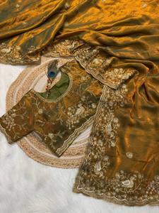 Sari de Fiesta con Bordado Pesado y Calado en Chifón Fendy con Lentejuelas Múltiples - Product Image 4