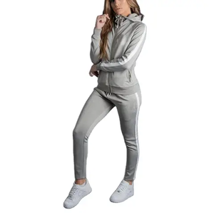 Nuevo Chándal Deportivo de Nailon Reflectante con Logotipo Personalizado, Chándal Cortavientos para Hombre, Color Liso, Nuevo Estilo, 500GSM - Product Image 3