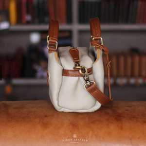 กระเป๋าสะพายพกพาหนังวัวคุณภาพสูงหรูหรากระเป๋าถือกว้างขวางทนทานดีไซน์ทันสมัยเหมาะกับไลฟ์สไตล์ในชีวิตประจำวัน - Product Image 2