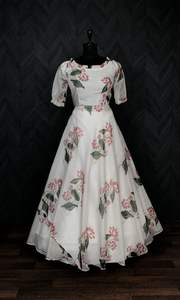 Haute qualité Designer mariage et fête Style pakistanais robe pleine Flair Faux floraison Georgette impression numérique paillettes fête porter - Product Image 3