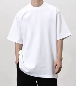 เครื่องแต่งกายแนวสตรีทและแฟชั่นแบบทำมือราคาขายส่งราคาไม่แพงสำหรับผู้ค้าปลีกและแบรนด์เสื้อผ้าจัดส่งเร็ว - Product Image 1