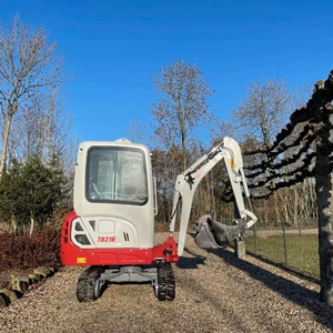 รถขุดขนาดเล็ก TAKEUCHI TB216 สำหรับขาย - Product Image 1