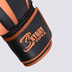 น้ําหนักเบาสบายถุงมือมวยคุณภาพดีที่สุดพร้อมโลโก้ที่กําหนดเองขายร้อนบนถุงมือมวย - Product Image 5