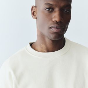 Tissu polaire vierge Impression de logo personnalisé Col rond uni Séchage rapide Service OEM - Product Image 6