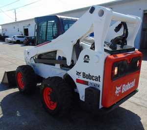 Cargador Compacto Bobcat T650 de Alta Calidad con Motor Perkins, 220V, Disponible y Listo para Envío - Product Image 2