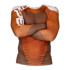 ชุดว่ายน้ำโพลีเอสเตอร์ป้องกันผดผื่นสำหรับผู้ชายแบบ100% โดยปากีสถานทำจากวิธีที่สดใสระหว่างประเทศ - Product Image 1