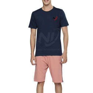 Offre Spéciale Tenues de sport & Fitness Ensemble short Ensemble de t-shirts d'entraînement respirants en vente en ligne - Product Image 1