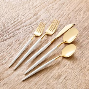 Ensemble de couverts en acier inoxydable martelé écologique de 40 pièces couverts pour la maison hôtel restaurant prix de gros de vente de Noël - Product Image 3