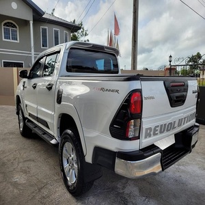 Automatique Utilisé Toyota Hilux Assez Utilisé Frais Propre Pas d'Historique d'accident En Stock À Vendre - Product Image 1