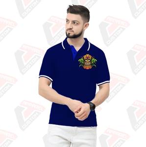 Signature T-shirt à rayures pour homme pour polo respirant et élégant avec des appliques de tissus en velours côtelé denim batik écologiques pour l'été - Product Image 1