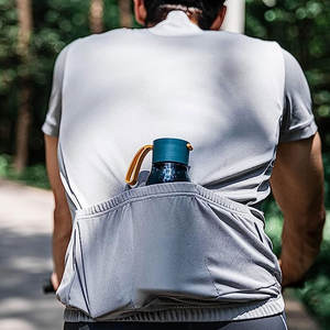 เสื้อปั่นจักรยานสำหรับผู้ชายชุดกีฬาน้ำหนักเบากันลมแห้งเร็วระบายอากาศได้ดีขายส่ง - Product Image 4