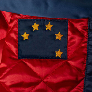 Chaqueta Bomber de Satén de Seda Verde Brillante de Alta Calidad para Hombre, Diseño Personalizado, Cierre de Botones a Presión con Ribete - Product Image 3