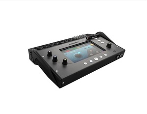 Mezclador digital Fast Finger iAllen & Heath CQ-18T con pantalla táctil de 7 pulgadas, conectividad Wi-Fi y Bluetooth. Disponible con envío a domicilio. - Product Image 1