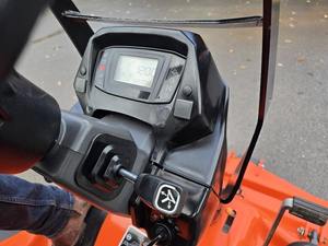 Tractor Agrícola Compacto Kubota F3090 Directo de Fábrica |   Motor Diésel de Alto Rendimiento |   Compatible con cargador frontal - Product Image 6