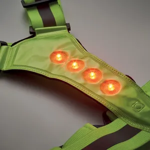 Ceinture réfléchissante LED ROUNDVISIBLE, équipement de sécurité et de survie, gadgets, nouveau produit - Product Image 1