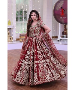 Diseñador Georgette bordado con zari trabajo lehenga choli con dupatta ropa de boda precio al por mayor prenda étnica - Product Image 1