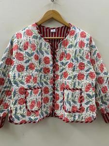 Veste courte de style bohème brodée indienne, veste courte brodée Suzani, veste bomber Suzani pour femmes - Product Image 2