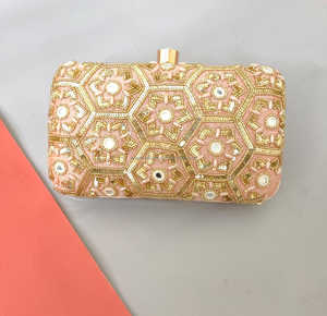 Nouveau sac de dîner femmes sac à main Strust diamant pochette robe sac de soirée à un prix abordable par LUXURY CRAFTS - Product Image 6