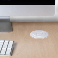 Emuca Prise murale verticale en aluminium peint blanc avec 3 prises Schuko et 2 ports USB multi-connecteurs amovibles Espagne