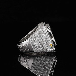 Brillante 10K corte redondo Moissanite VVs diamante claridad diseño de letra personalizado completamente helado Bling Hip Hop anillo para hombres - Product Image 2