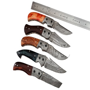 ผสมจำนวนมากของ5ที่กำหนดเองทำมือดามัสกัสพับมีดพกพากับปลอกหนัง (Smk1230) - Product Image 1
