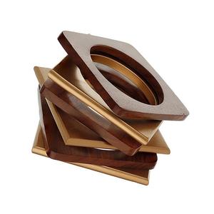 Juego de Brazaletes de Madera Sólida Natural, Impermeables y Personalizables, Hechos a Mano por Artesanos, Joyería Étnica Tradicional para Mujer, Superficie Elegante para Negocios - Product Image 1