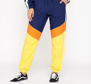 Traje cortavientos completo para mujer, elegante, resistente al viento y al agua, para deporte y uso casual. - Product Image 2