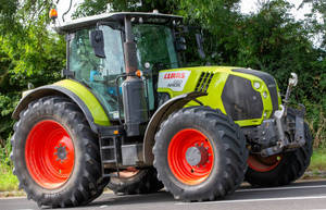 Tractores CLAAS 4WD Usados con Motor DPS, Bomba, Caja de Cambios, Certificación EPA, 1 Año de Garantía, Equipo Agrícola de Primera Calidad, Entrega Rápida - Product Image 4