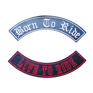 Insignes de logo en caoutchouc 3D avec presse à chaud personnalisée Écussons en silicone cousus au fer sur des vêtements Écussons de sport personnalisés - Product Image 1