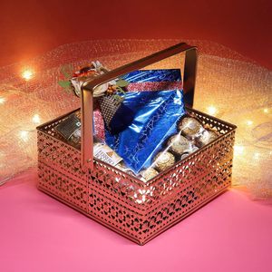 Bandeja de regalo dorada de diseño moderno, bandeja de cesto para embalaje de alimentos de Navidad con patrón de naturaleza muerta, artesanía de Metal - Product Image 5