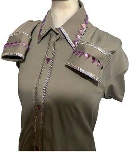 Chemise de spectacle western Cowgirl faite à la main sur tissu taffetas extensible pour vêtements équestres - Product Image 2