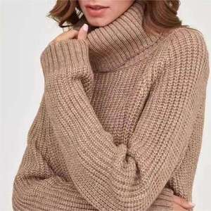 Pull à col roulé tricoté pour femmes personnalisé de haute qualité Pull d'hiver tricoté à manches longues extensible décontracté au Crochet - Product Image 2