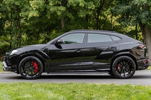 Lamborghini Urus 2022 listo para enviar - Product Image 5