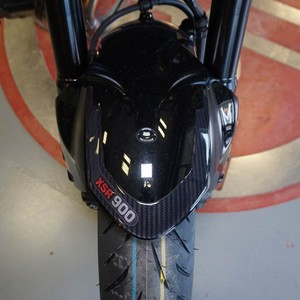 Protezione Parafango Moto 3D in Resina Compatibile con Yamaha XSR900 2022 Adesivo Serbatoio - Product Image 1