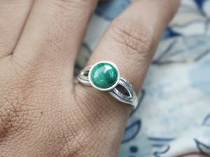Bague en argent sterling 925 faite à la main avec pierre précieuse en malachite naturelle - Product Image 5