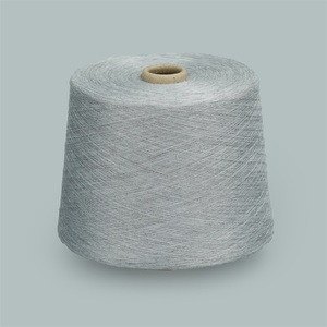 <span class=keywords><strong>TC</strong></span> 65% Polyester 35% bông 30S/1 chải kỹ vòng quay nguyên sợi trắng - Product Image 2