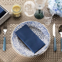 Serviettes de table jetables biodégradables en papier de qualité alimentaire bleu marine, aspect lin, style moderne et luxueux, pliées en accordéon, 16x16, douces, en carton